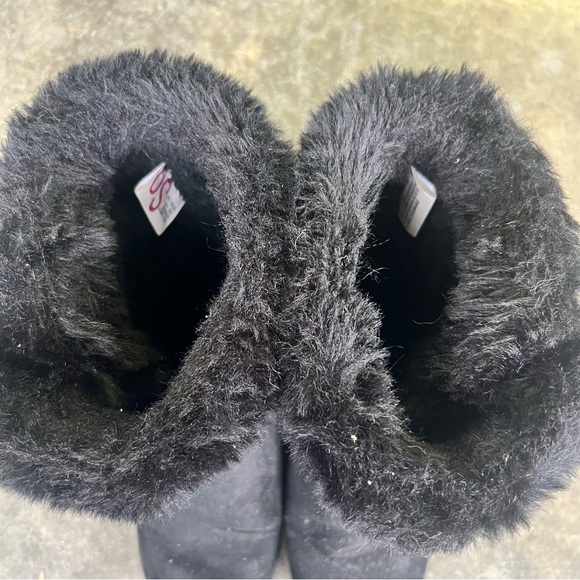 Kohls SO Women's Abigail Round Toe Mid Calf Winter Black Boots - Picture 3 of 10